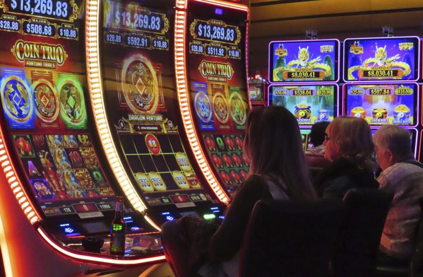 FNE acusa colusión en la industria de casinos y solicita multas por US$ 151,9 millones
