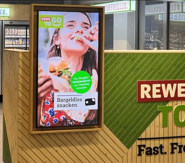 Quiosco REWE To Go: Innovación en la Estación Central de Colonia