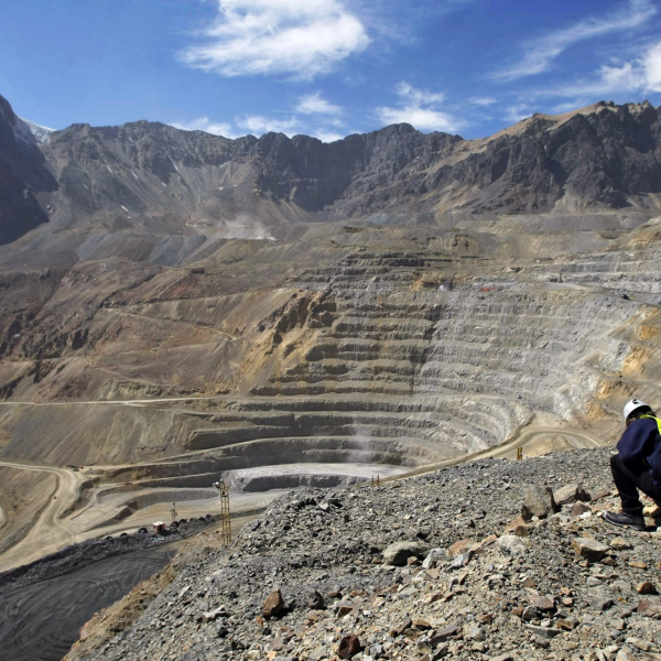 Minería en Chile: Éxito Financiero de Enami en 2025