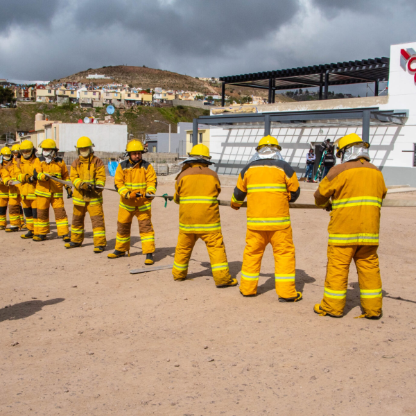 Entrenamientos de Brigadistas: Rescate y Control de Incendios