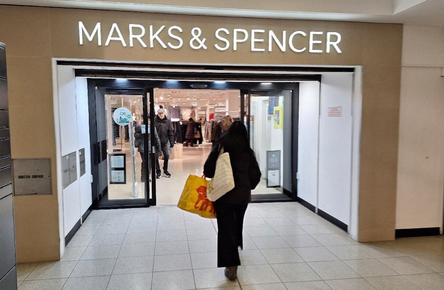 Ciberataque Marks y Spencer: Aconsejan Precaución a Clientes