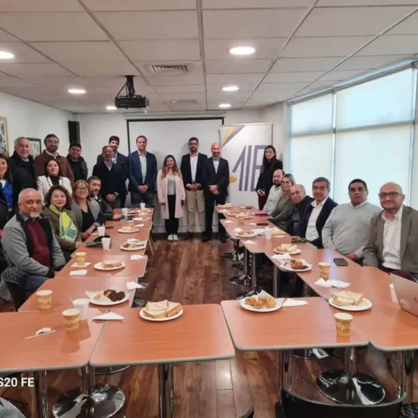 Oportunidades en el sector tecnológico: Resumen del conversatorio