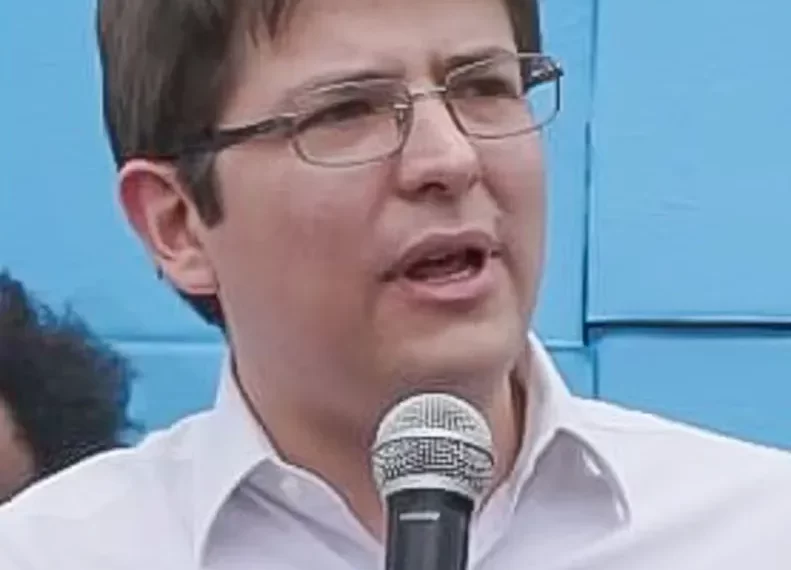 Miguel Uribe Turbay: Un Candidato Presencial Herido en Bogotá