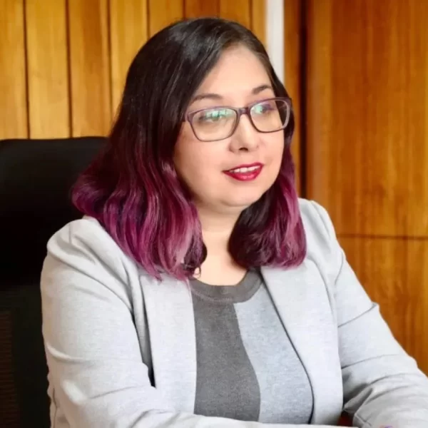 Macarena Barramuño: Renuncia y Controversia en Minería