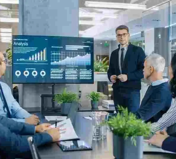 Capacitaciones en organizaciones: Potencia tu equipo ahora