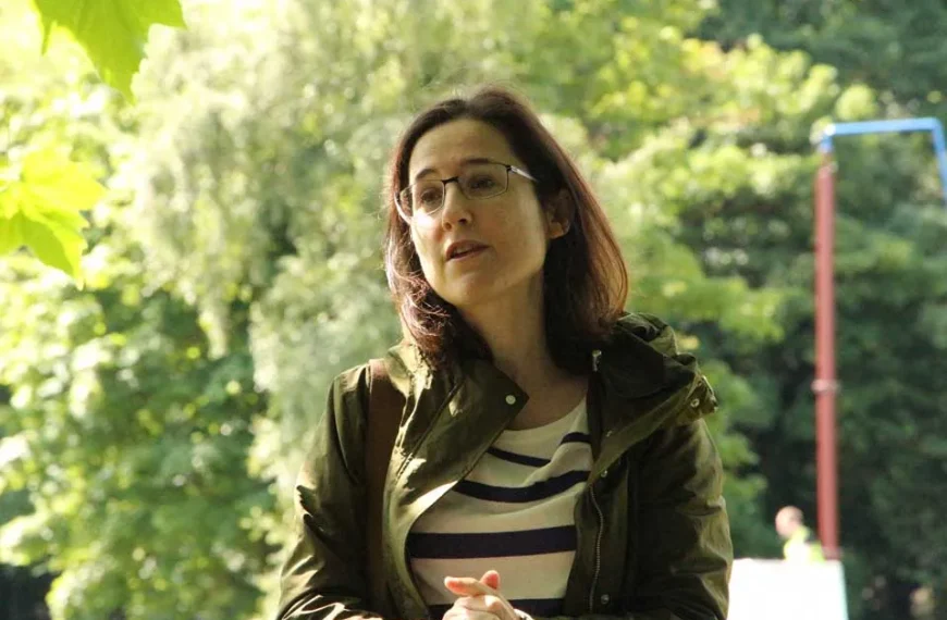 Ruta de la Seda: La conferencia de Eva Tobalina en Concepción