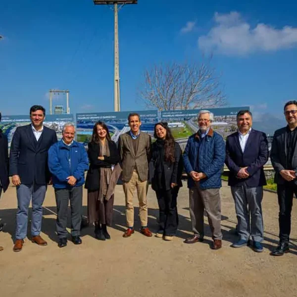 Pasarelas Peatonales: Concurso de Arquitectura en Lo Barnechea
