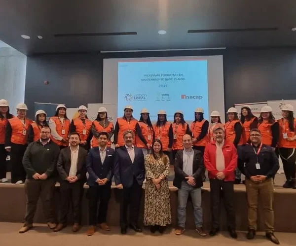 Mujeres en Minería: Programa Creciendo Juntas 2025