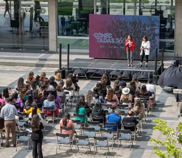 Mujeres emprendedoras: Impulsando el cambio sostenible