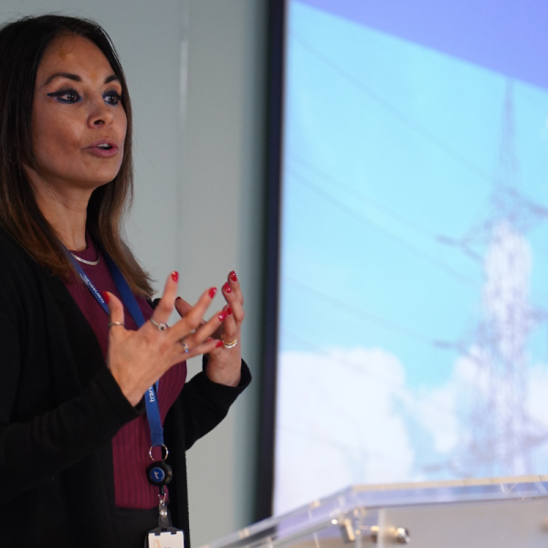 Paola Basaure: 3 pilares de su estilo de gestión en Transelec