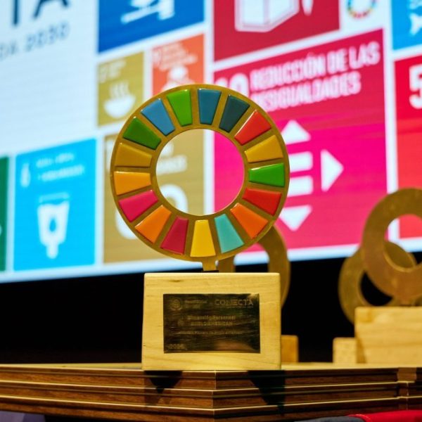 Sostenibilidad en los Negocios: Impacto y Oportunidades Reveladas