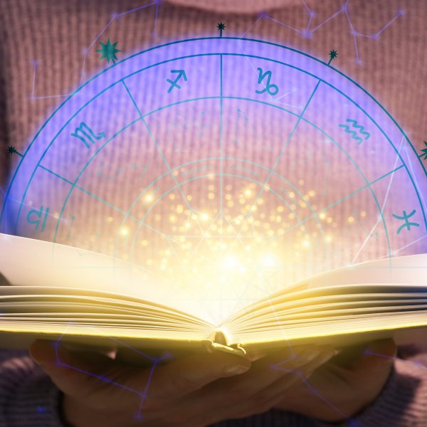 Horóscopo octubre 2026: reflexiones y cambios para Aries y Escorpio