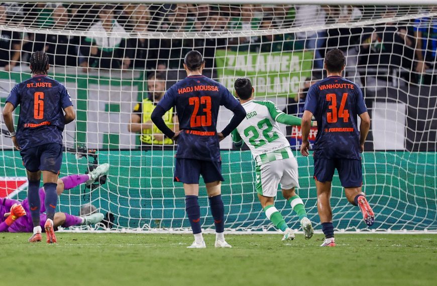 Álvaro Fidalgo: ¿Por qué sigue como suplente en la Champions?